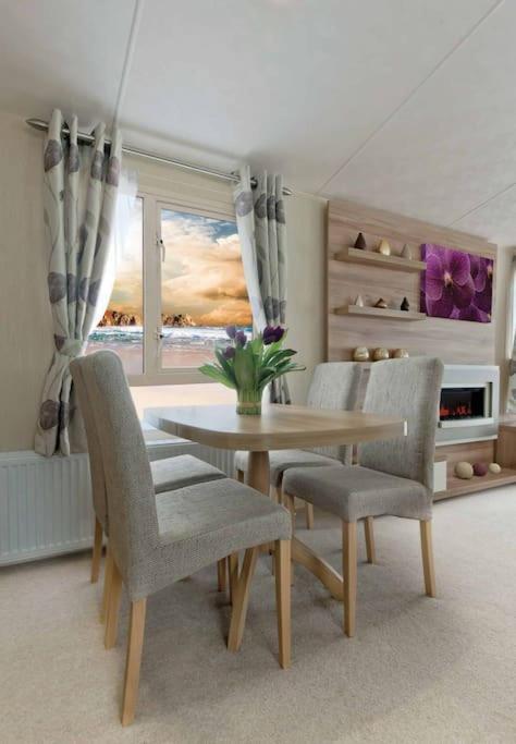 Lagooncombe Modern And Cosy Holiday Home Haverigg Eksteriør bilde