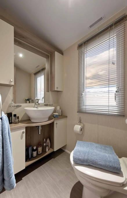 Lagooncombe Modern And Cosy Holiday Home Haverigg Eksteriør bilde