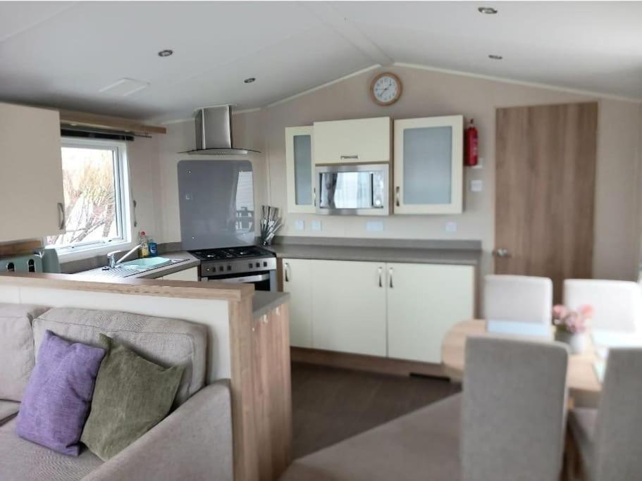 Lagooncombe Modern And Cosy Holiday Home Haverigg Eksteriør bilde